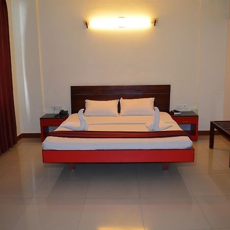 Hotel Blue Hills International Ooty Luaran gambar