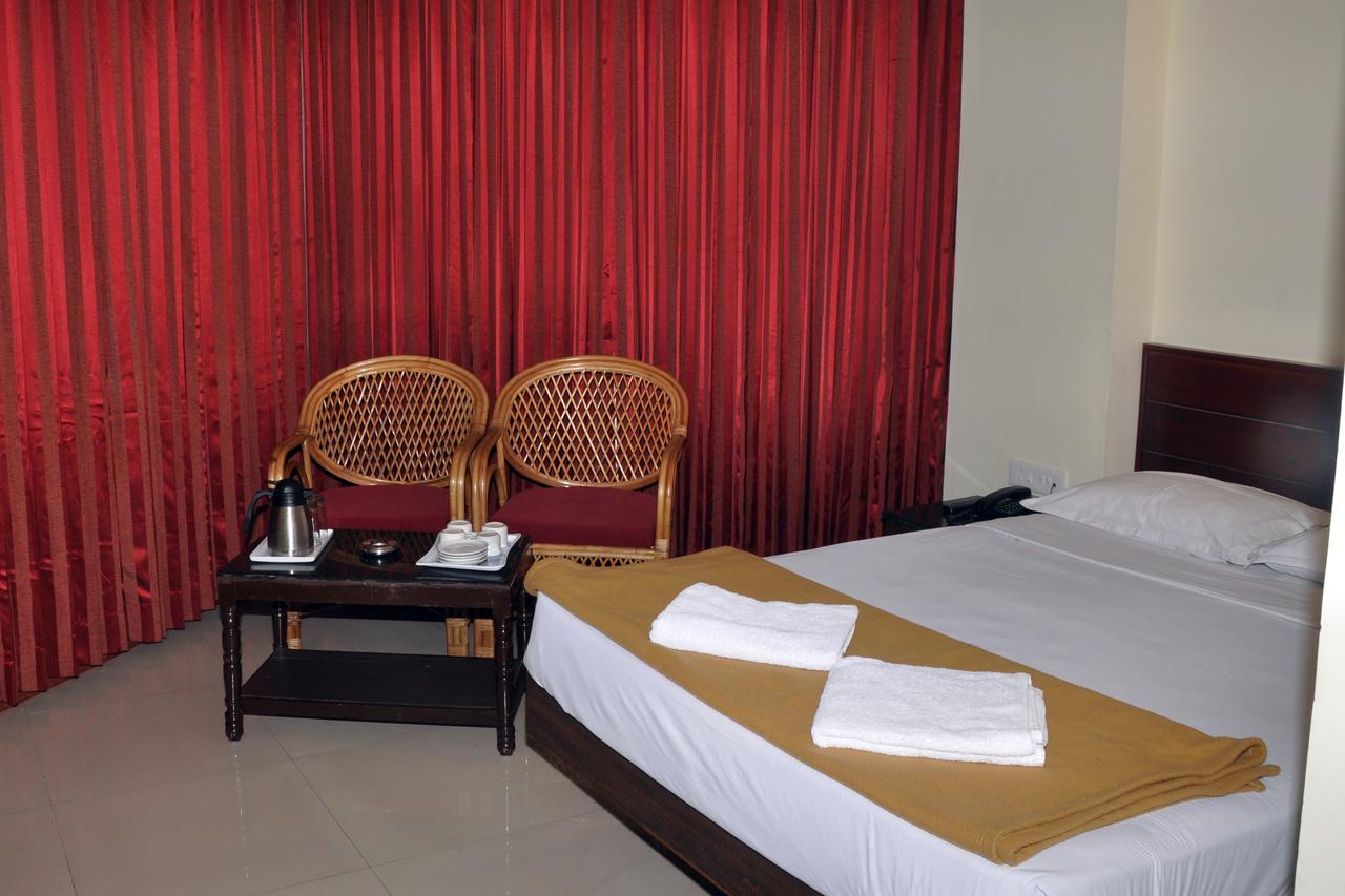 Hotel Blue Hills International Ooty Luaran gambar