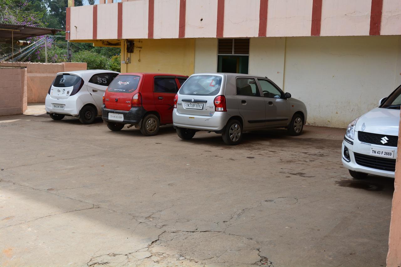 Hotel Blue Hills International Ooty Luaran gambar