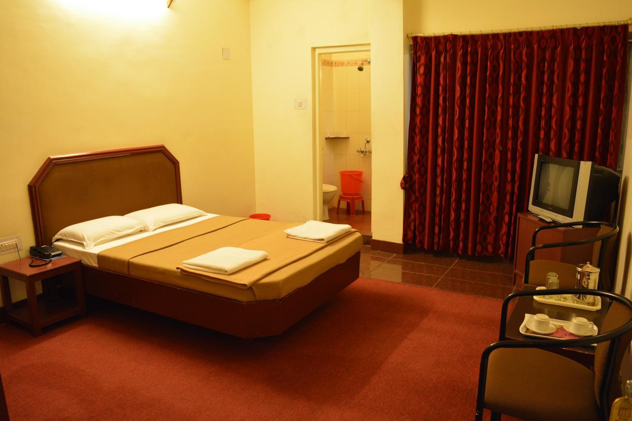 Hotel Blue Hills International Ooty Luaran gambar