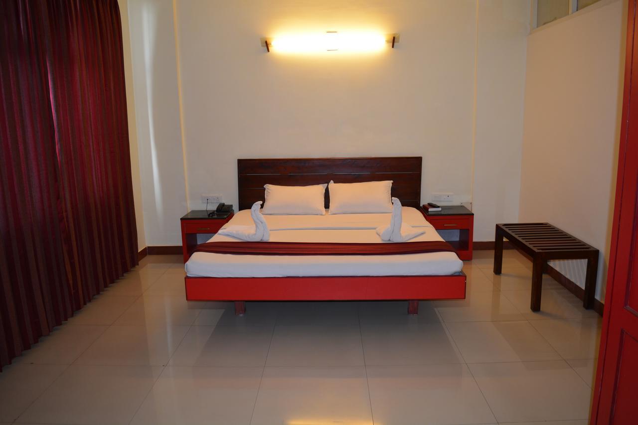Hotel Blue Hills International Ooty Luaran gambar